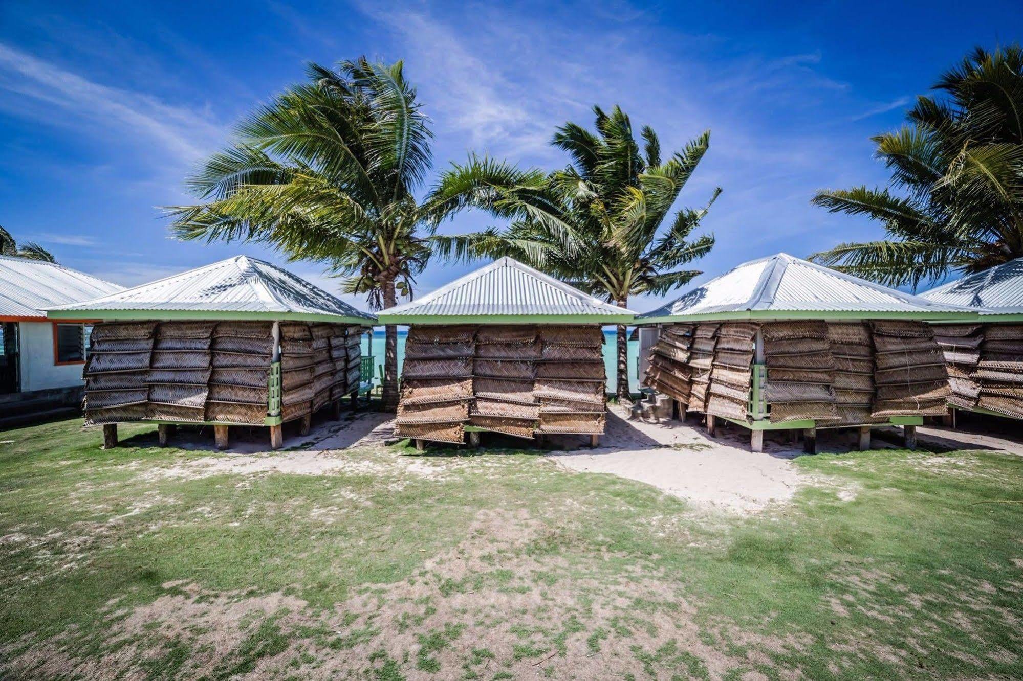 Tailua Beach Fales Manase Εξωτερικό φωτογραφία